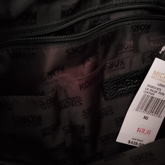 NWT MK Lg Leather Shoulder Tote - Picture 3 of 6